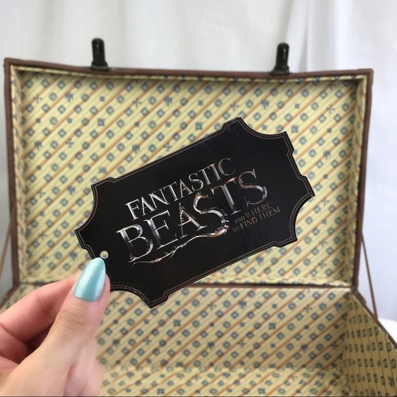 NWT Newt Scamander Fantastic Beasts Full Size Case Harry Potter World Cosplay - Picture 10 of 16